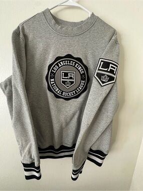 NHL Los Angeles Kings Gray and Black Crewneck Sweater